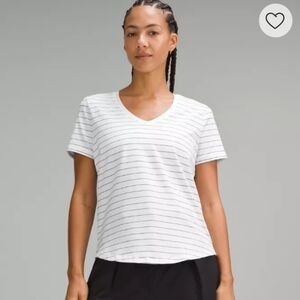 Lululemon Love V-Neck Cotton T-Shirt 14